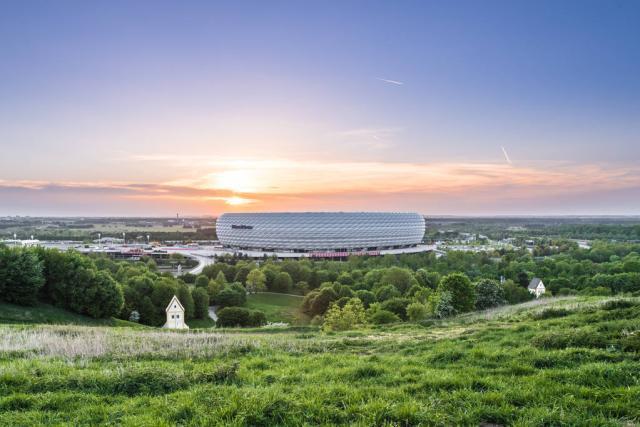 克内克特35分布朗尼4分2篮板 湖人险胜太阳